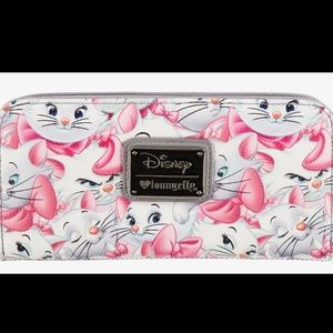 Disney Marie Wallet